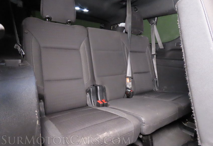 2023 Chevrolet Suburban LS - Image 32