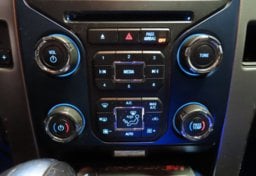 2013 Ford F-150 SVT Raptor - Image 40