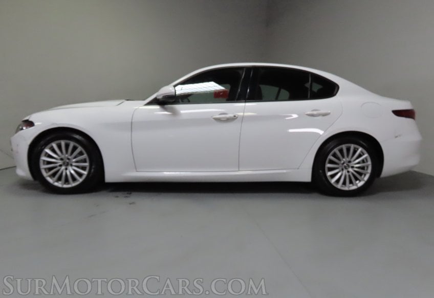 2023 Alfa Romeo Giulia Sprint - Image 5