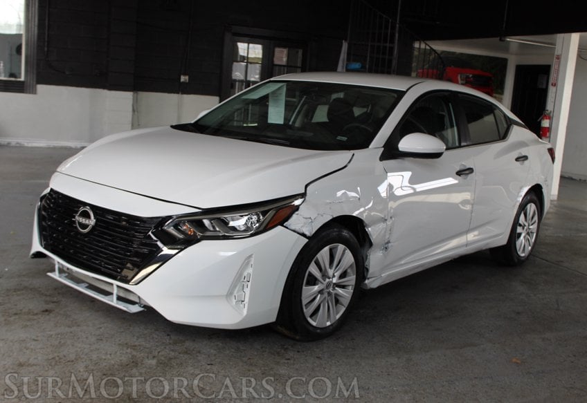 2025 Nissan Sentra - Image 4