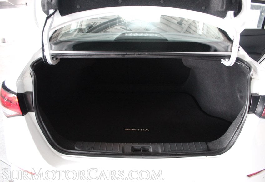 2025 Nissan Sentra - Image 34