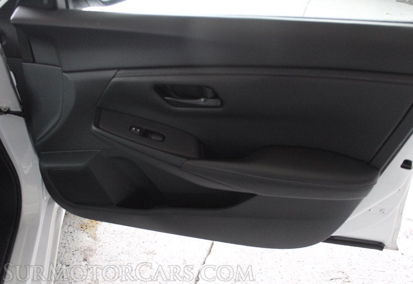 2025 Nissan Sentra - Image 50