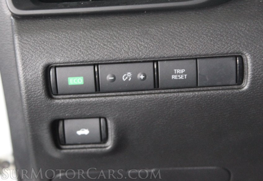 2025 Nissan Sentra - Image 48