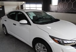 2025 Nissan Sentra - Image 14