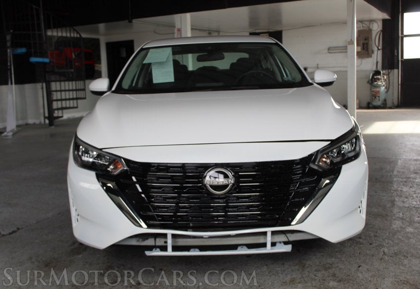 2025 Nissan Sentra - Image 12