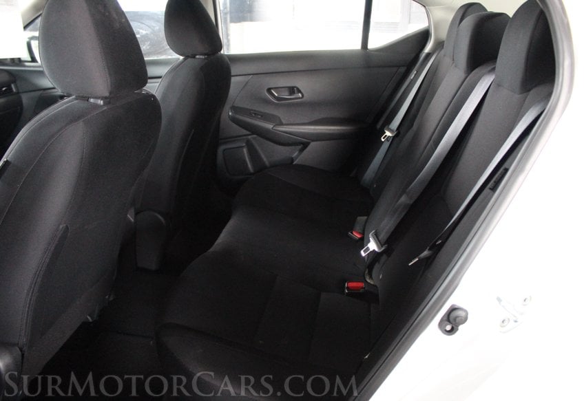 2025 Nissan Sentra - Image 31