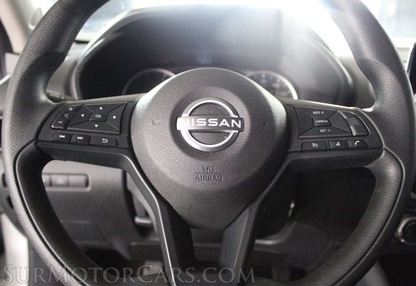 2025 Nissan Sentra - Image 38