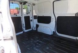2017 Chevrolet City Express LT - Image 28