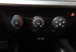 2025 Chevrolet Trax LS - Image 18