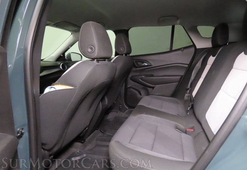 2025 Chevrolet Trax LS - Image 34