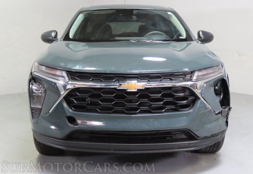 2025 Chevrolet Trax LS - Image 12
