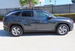 2023 Hyundai TUCSON SEL - Image 6