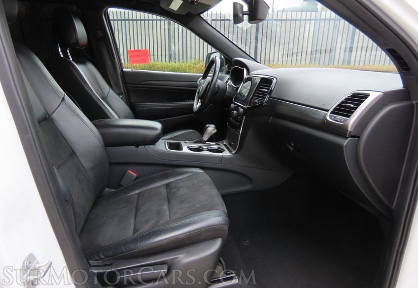2019 Jeep Grand Cherokee Altitude - Image 24