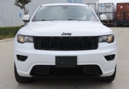 2019 Jeep Grand Cherokee Altitude - Image 12