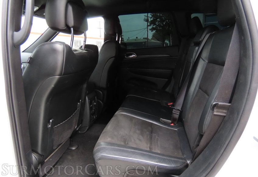 2019 Jeep Grand Cherokee Altitude - Image 25
