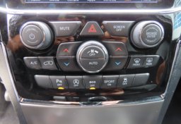 2019 Jeep Grand Cherokee Altitude - Image 41