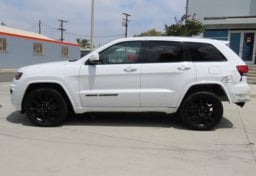 2019 Jeep Grand Cherokee Altitude - Image 6