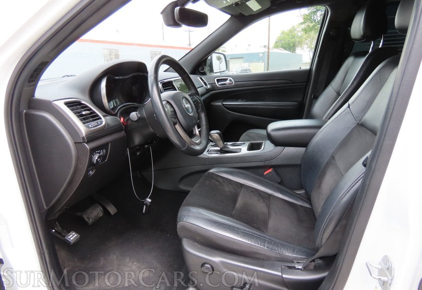 2019 Jeep Grand Cherokee Altitude - Image 27