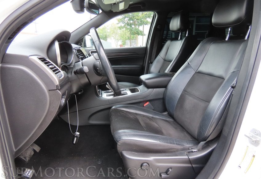 2019 Jeep Grand Cherokee Altitude - Image 23
