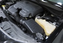 2022 Chrysler 300 Touring - Image 50