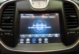 2022 Chrysler 300 Touring - Image 36