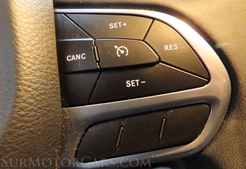 2022 Chrysler 300 Touring - Image 45