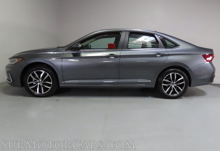 2026 Volkswagen Jetta SE - Image 5