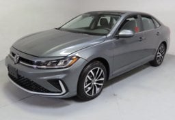2026 Volkswagen Jetta SE - Image 2