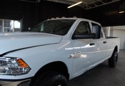 2014 Ram 3500. 4x4 - Image 31