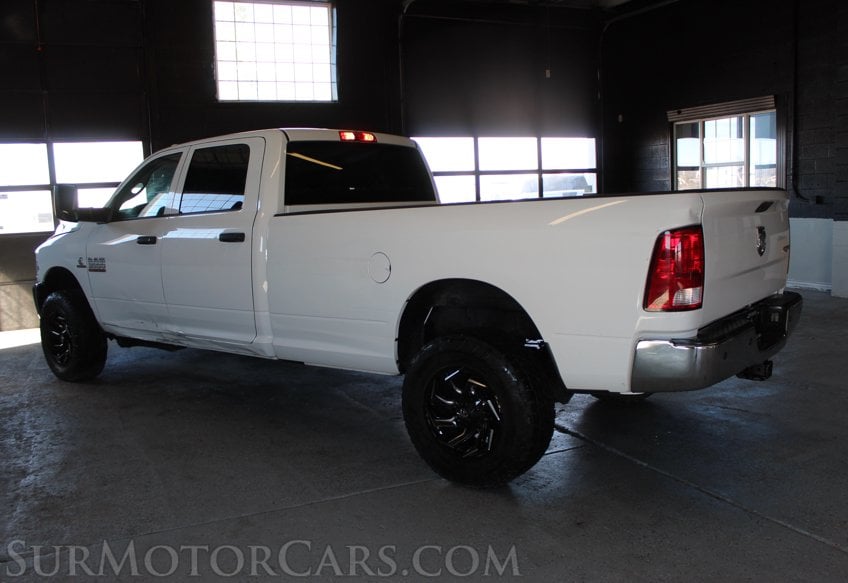 2014 Ram 3500. 4x4 - Image 9