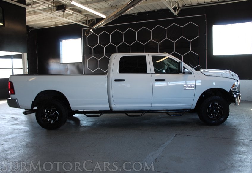 2014 Ram 3500. 4x4 - Image 10