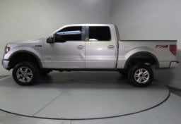 2014 Ford F-150 FX4 - Image 6