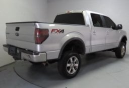 2014 Ford F-150 FX4 - Image 10