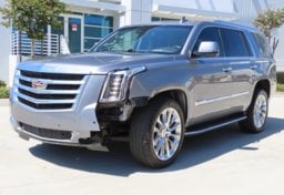2018 Cadillac Escalade Luxury - Image 4
