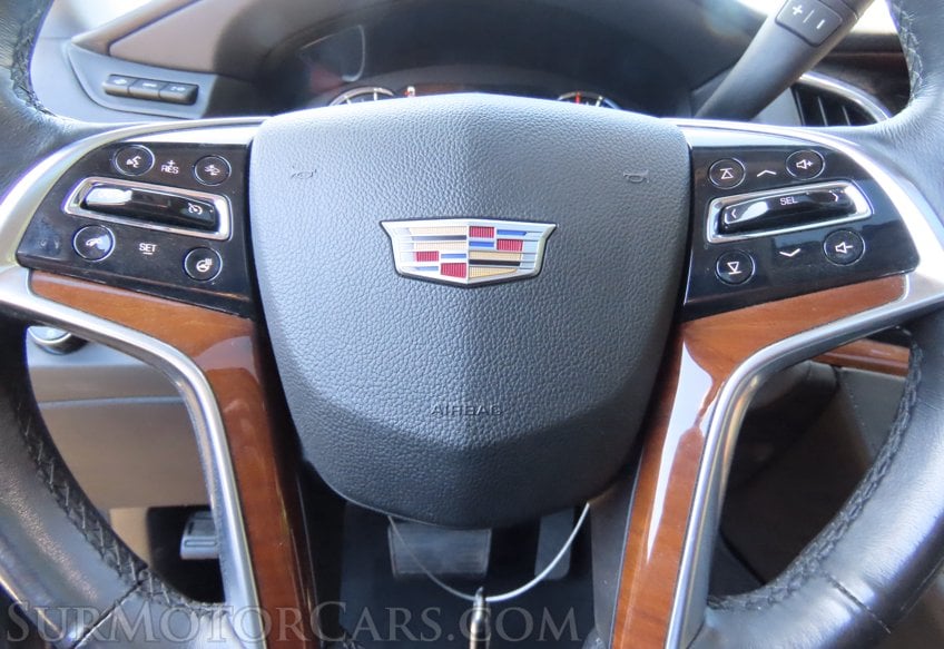 2018 Cadillac Escalade Luxury - Image 21