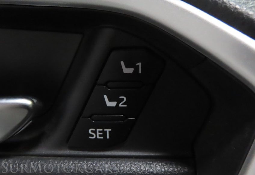 2022 Toyota RAV4 XLE Premium - Image 45