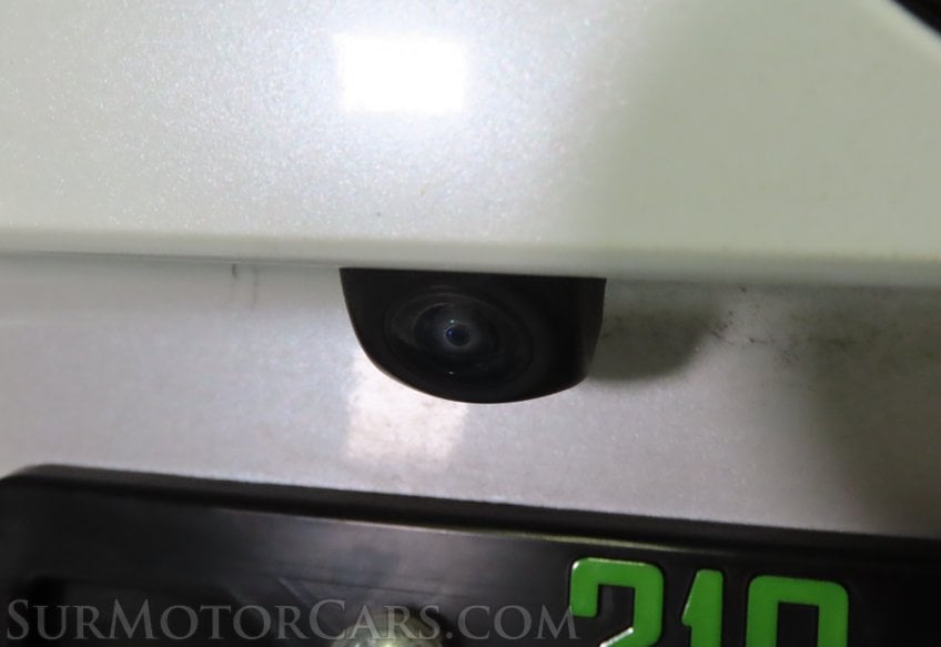 2022 Toyota RAV4 XLE Premium - Image 18