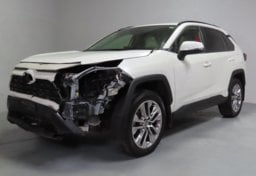 2022 Toyota RAV4 XLE Premium - Image 4