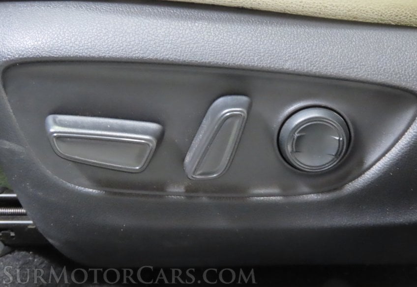 2022 Toyota RAV4 XLE Premium - Image 48