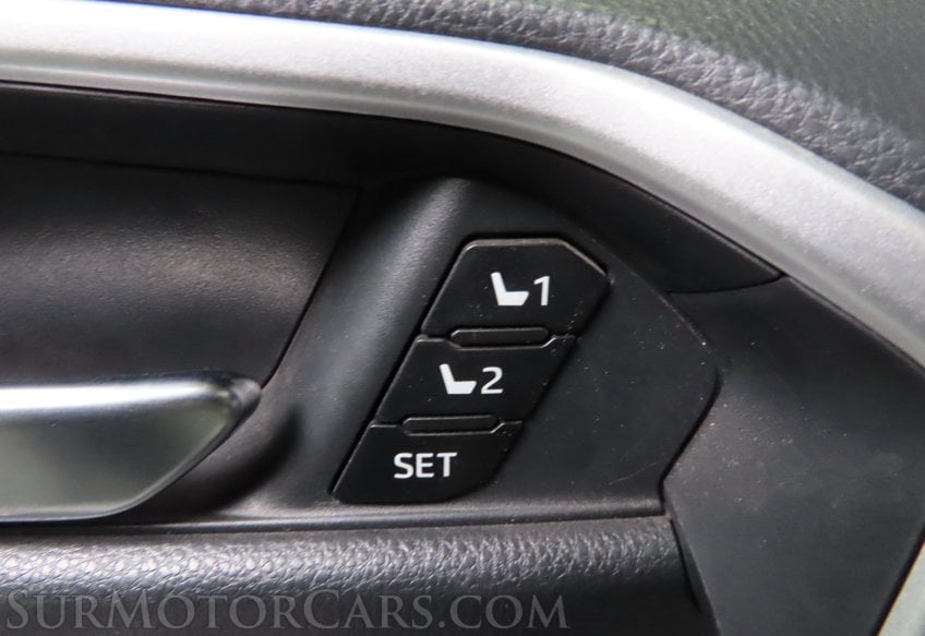 2022 Toyota RAV4 XLE Premium - Image 50
