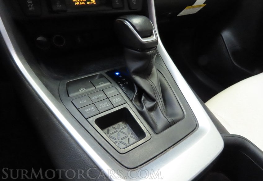 2022 Toyota RAV4 XLE Premium - Image 41