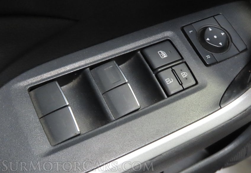2022 Toyota RAV4 XLE Premium - Image 47