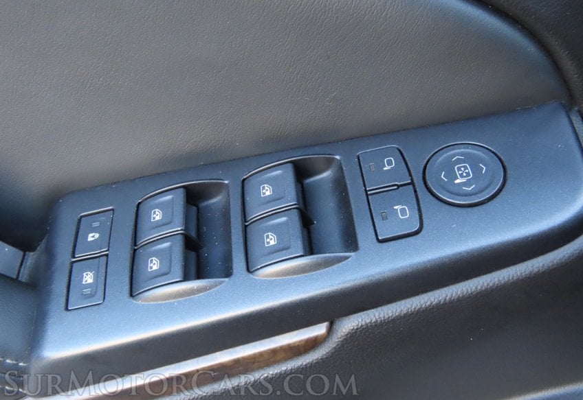 2015 Chevrolet Tahoe LT - Image 27