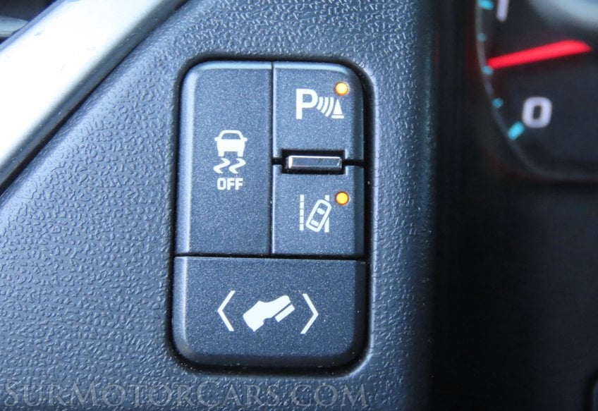 2015 Chevrolet Tahoe LT - Image 29