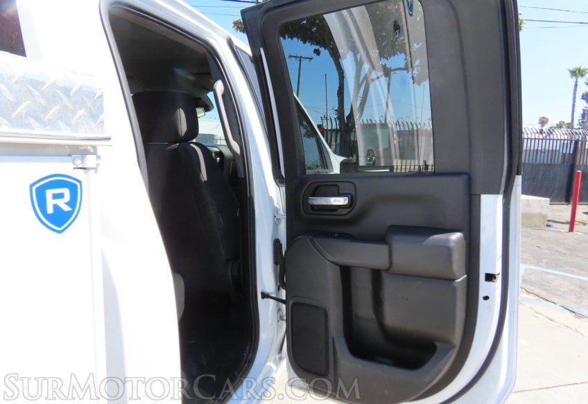 2024 Chevrolet Silverado 2500HD - Image 19