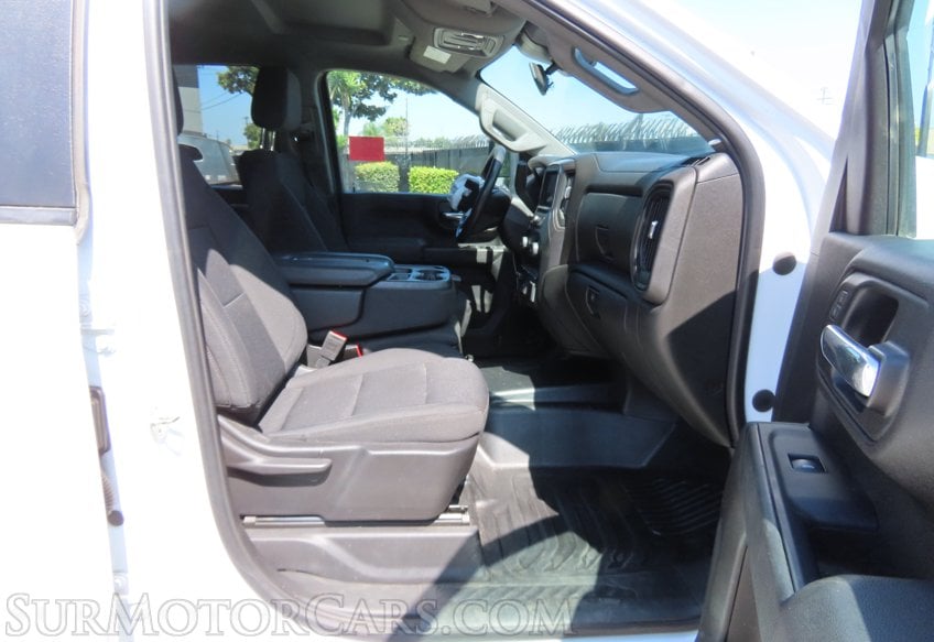2024 Chevrolet Silverado 2500HD - Image 21