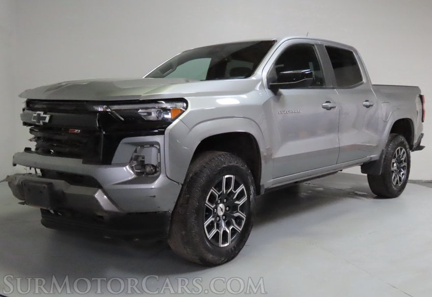 2023 Chevrolet Colorado Z71 - Image 3