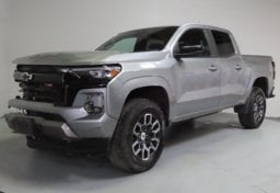 2023 Chevrolet Colorado Z71 - Image 3