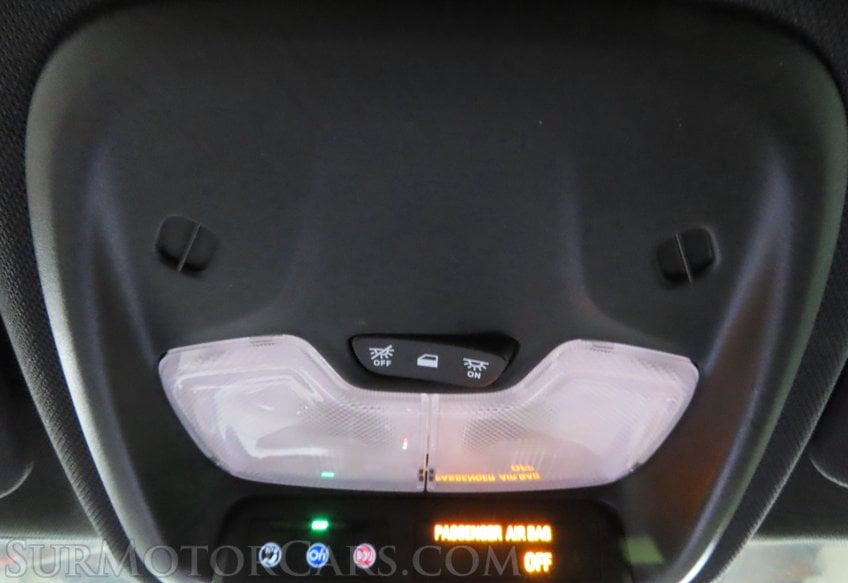 2023 Chevrolet Colorado Z71 - Image 32