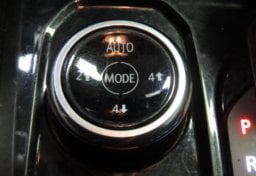 2023 Chevrolet Colorado Z71 - Image 29